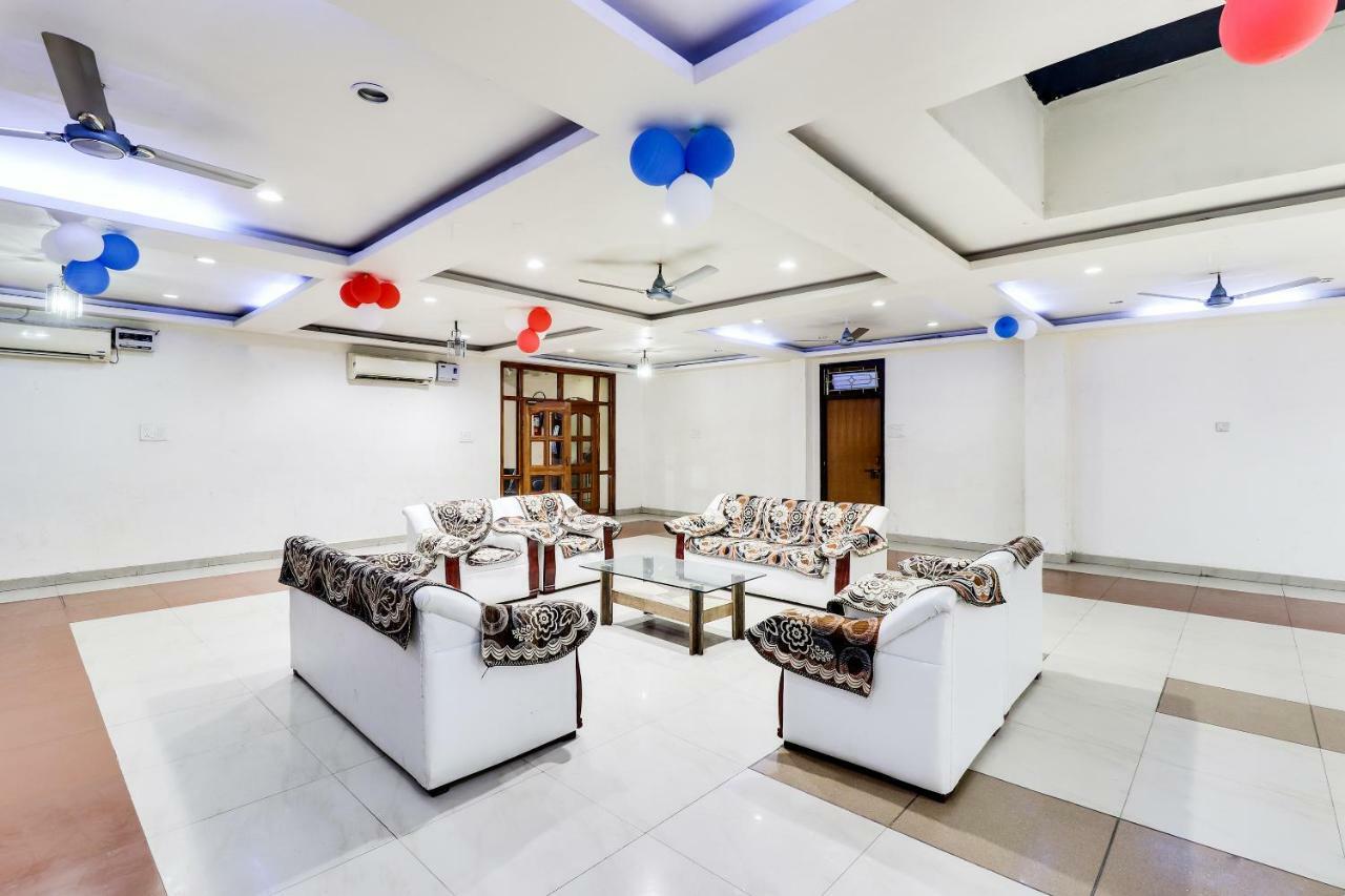 Oyo 43936 Hotel Rajputana Palace Farrukhabad Ngoại thất bức ảnh